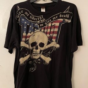 Tapout skull T-shirt American flag size L